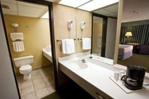 Comfort Fallsview Inn 3*